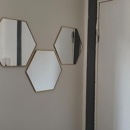 Triangle D'Or - Calme Et Cosy, Appartement 1 Chambre サン・クエンティン エクステリア 写真